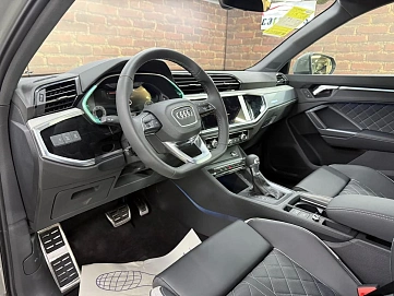 Audi Q3, 2025г., передний привод, робот