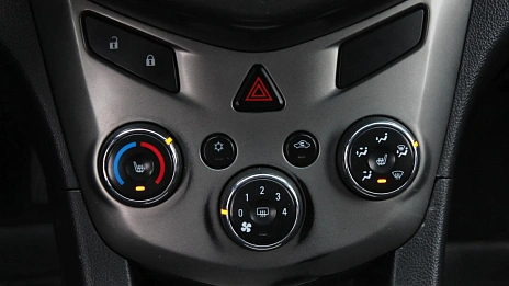 Chevrolet Aveo, 2013г., передний привод, механика