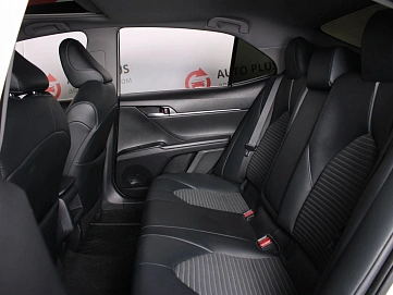 Toyota Camry, 2019г., передний привод, автомат