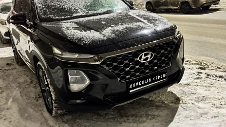 Hyundai Santa Fe, 2019г., полный привод, автомат