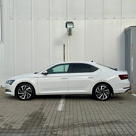 Skoda Superb, 2018г., передний привод, автомат