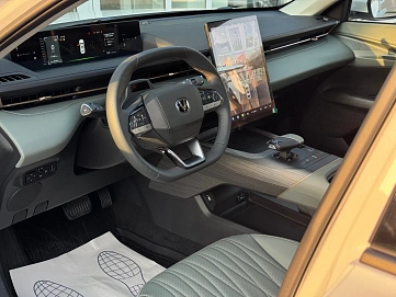 Changan Lamore, 2024г., передний привод, робот
