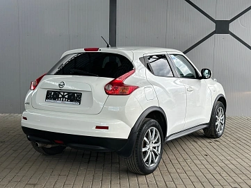 Nissan Juke, 2013г., передний привод, вариатор