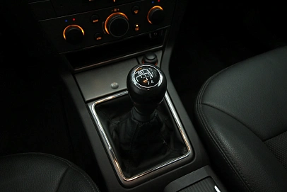 Opel Vectra, 2007г., передний привод, механика