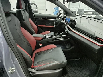 Geely Coolray, 2024г., передний привод, робот