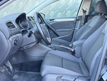 Volkswagen Golf, 2011г., передний привод, механика