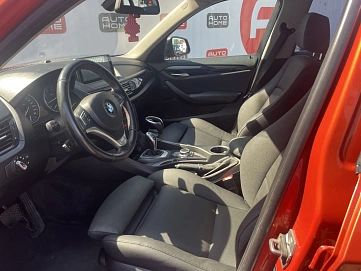 BMW X1, 2012г., передний привод, автомат