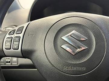 Suzuki SX4, 2008г., полный привод, механика