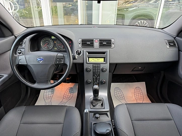 Volvo S40, 2007г., передний привод, механика