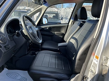 Suzuki SX4, 2010г., передний привод, автомат