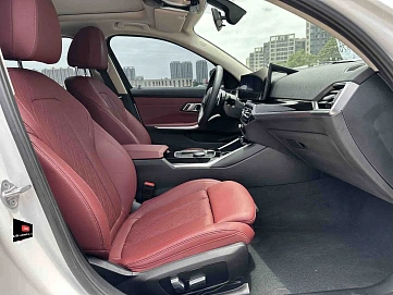 BMW 3 серии, 2023г., задний привод, автомат