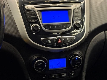 Hyundai Solaris, 2013г., передний привод, автомат