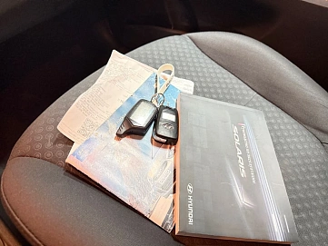 Hyundai Solaris, 2013г., передний привод, автомат