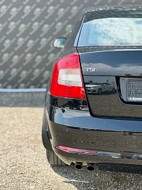 Skoda Octavia, 2011г., передний привод, робот