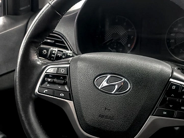 Hyundai Solaris, 2021г., передний привод, автомат
