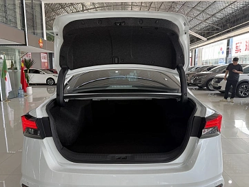 Nissan Altima, 2023г., передний привод, вариатор