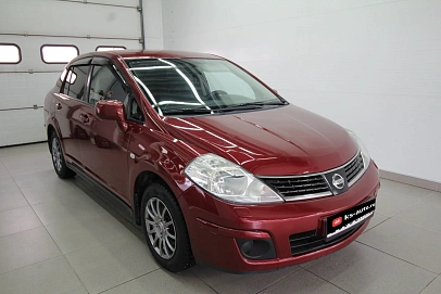 Nissan Tiida, 2007г., передний привод, механика