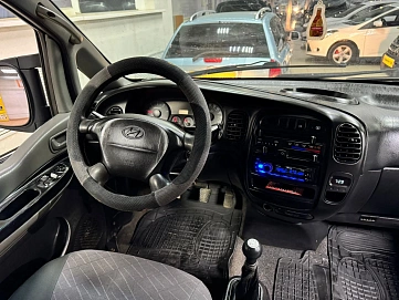 Hyundai H-1, 2006г., задний привод, механика
