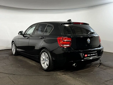 BMW 1 серии, 2012г., задний привод, автомат