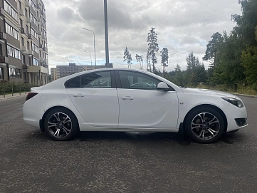 Opel Insignia, 2014г., передний привод, автомат