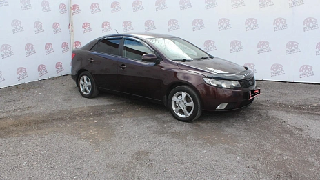 Kia Cerato, 2010г., передний привод, механика