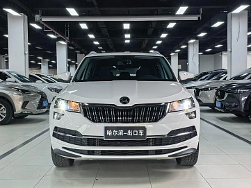 Skoda Karoq, 2022г., передний привод, автомат