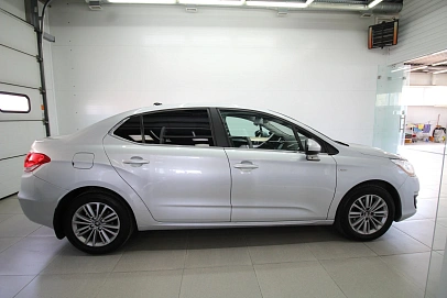 Citroen C4, 2015г., передний привод, автомат