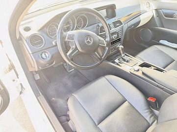 Mercedes-Benz C-Класс, 2012г., задний привод, автомат
