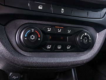 Lada (ВАЗ) Vesta, 2016г., передний привод, механика