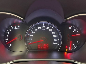 Kia Sorento, 2014г., передний привод, автомат