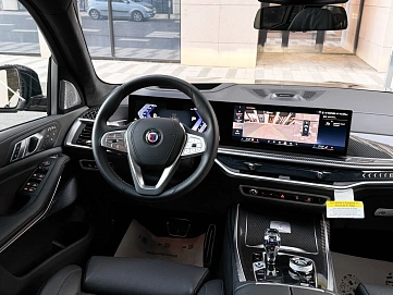 Alpina XB7, 2025г., полный привод, автомат