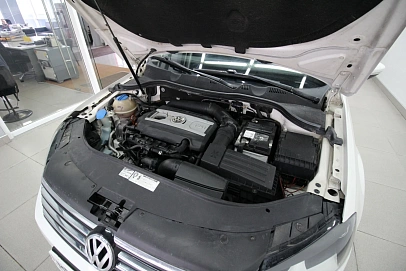 Volkswagen Passat, 2011г., передний привод, робот