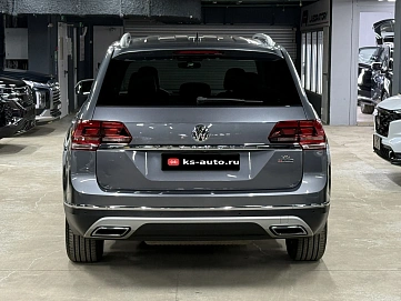 Volkswagen Teramont, 2018г., полный привод, автомат