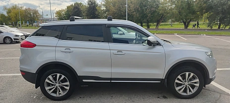Geely Atlas, 2021г., передний привод, автомат