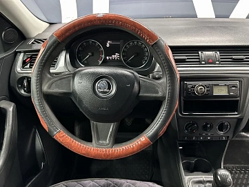 Skoda Rapid, 2015г., передний привод, механика
