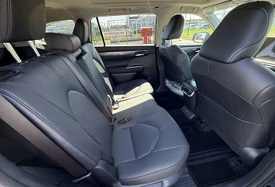 Toyota Highlander, 2026г., полный привод, автомат