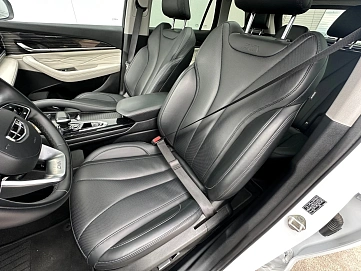 Geely Monjaro, 2023г., передний привод, автомат