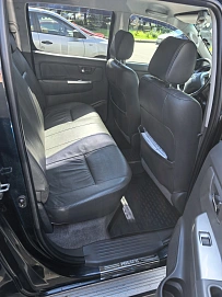 Toyota Hilux, 2012г., полный привод, механика