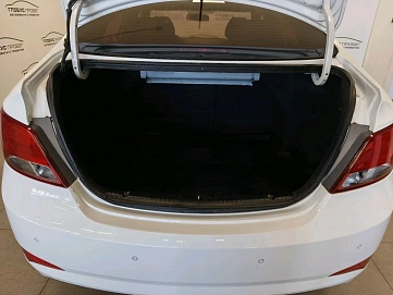 Hyundai Solaris, 2015г., передний привод, автомат