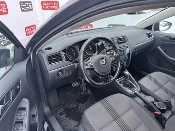 Volkswagen Jetta, 2017г., передний привод, робот