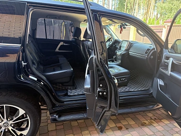 Toyota Land Cruiser, 2016г., полный привод, автомат