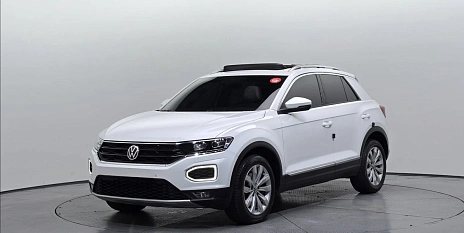 Volkswagen T-Roc, 2021г, полный привод, робот