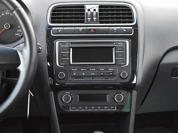 Volkswagen Polo, 2014г., передний привод, автомат