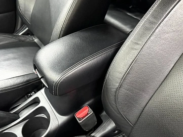 Mitsubishi ASX, 2012г., передний привод, вариатор