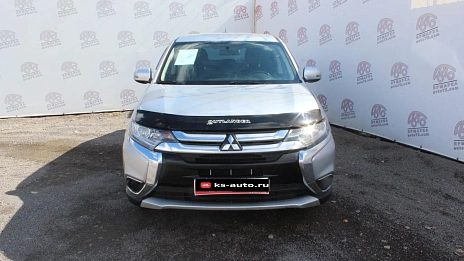 Mitsubishi Outlander, 2016г., передний привод, механика