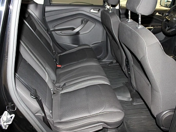 Ford Kuga, 2017г., передний привод, автомат