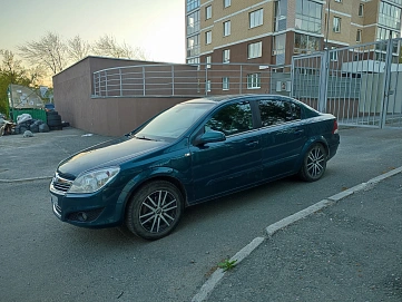 Opel Astra, 2008г., передний привод, механика