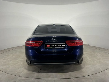Jaguar XE, 2016г., задний привод, автомат