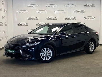 Toyota Camry, 2018г., передний привод, автомат
