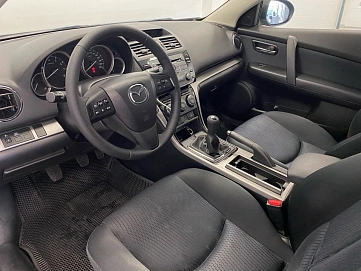 Mazda 6, 2012г., передний привод, механика